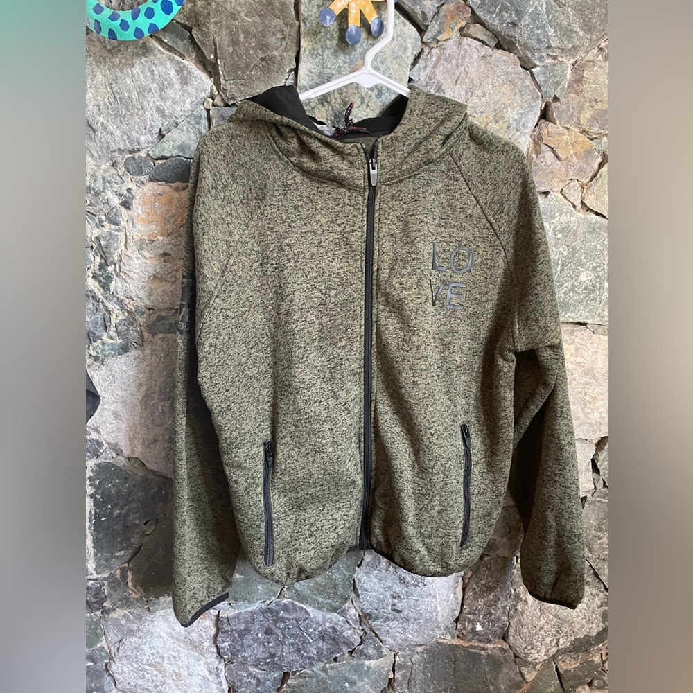 AQ Sport hoodie / gray & olive print with “love” emblem Size 2XL